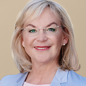 Barbara Regitz Portrait-Foto