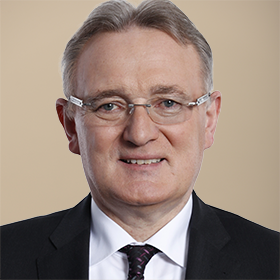 Berthold Rüth Portrait-Foto