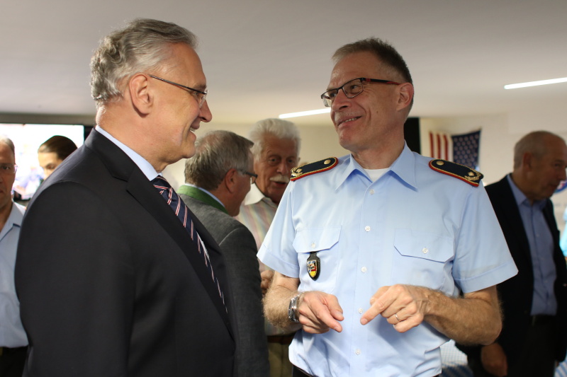 Staatsminister Joachim Herrmann und Brigadegeneral Helmut Dotzler.