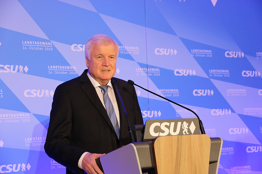 Statement von Bundesinnenminister Horst Seehofer zu den Landtagwahlen 2018 (Foto: CSU-Fraktion)