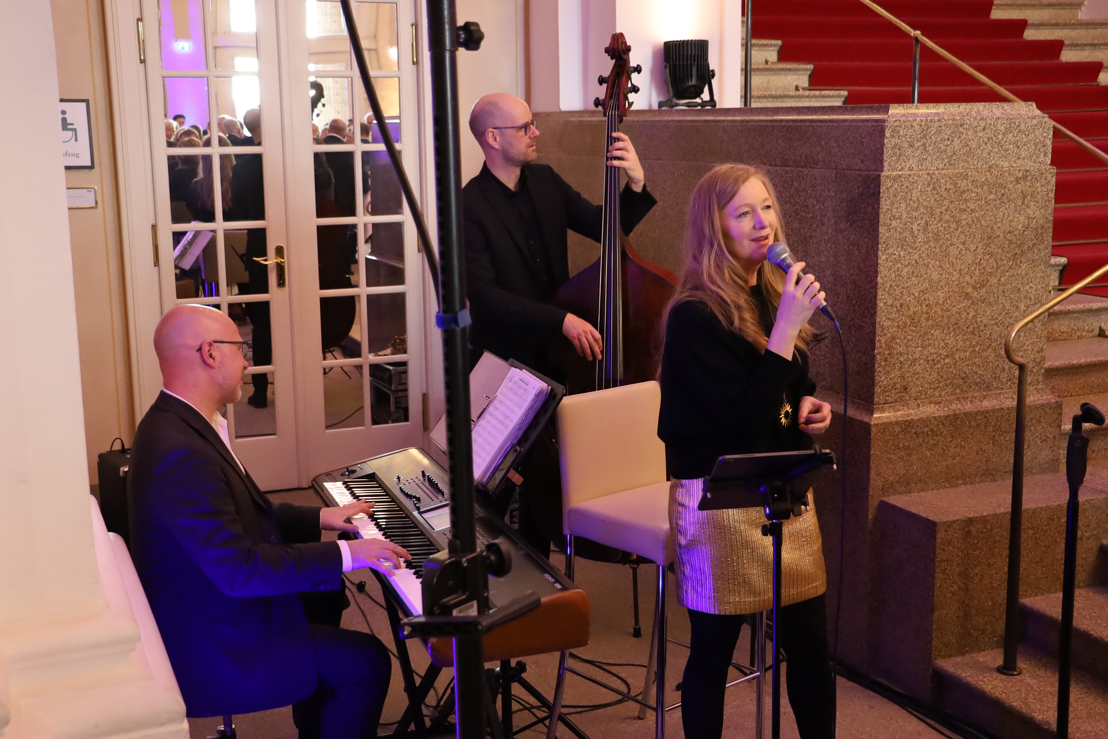 Das Lisa Wahlandt Trio sorgte mit Jazz und Swing für eine wunderbar beschwingte musikalische Begleitung des weiteren Abends. (Foto: CSU-Fraktion)