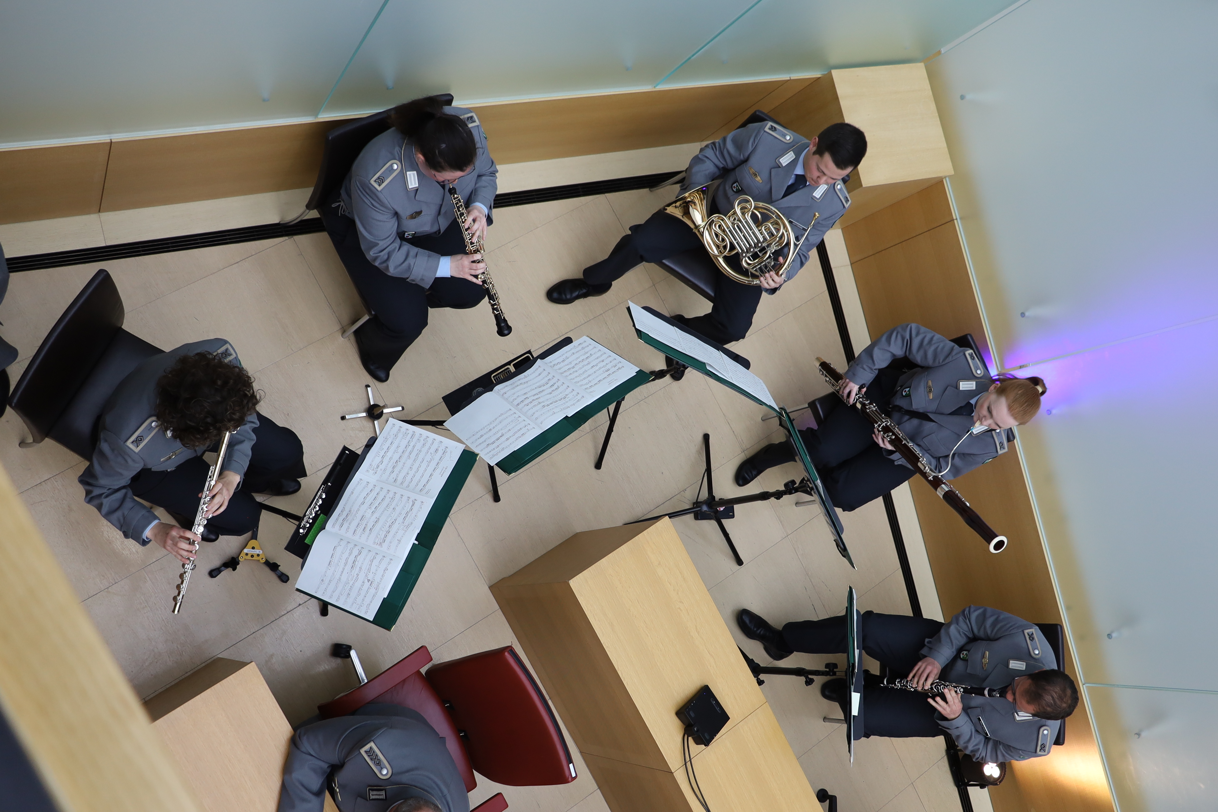 Für die virtuose musikalische Umrahmung des Empfangs sorgte das Holzquintett des Gebirgsmusikkorps der Bundeswehr. (Foto: CSU-Fraktion)