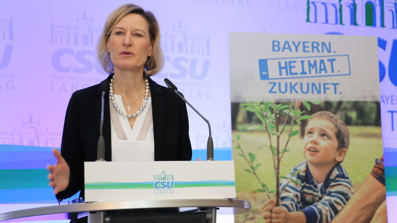 Europagruppenvorsitzende Prof. Dr. Angelika Niebler, MdEP, berichtete aus Brüssel: "Wir werden unsere Bayerische Linie in Brüssel auch weiterhin einbringen und vor Ort im Sinne Bayerns handeln." Foto: © CSU-Fraktion