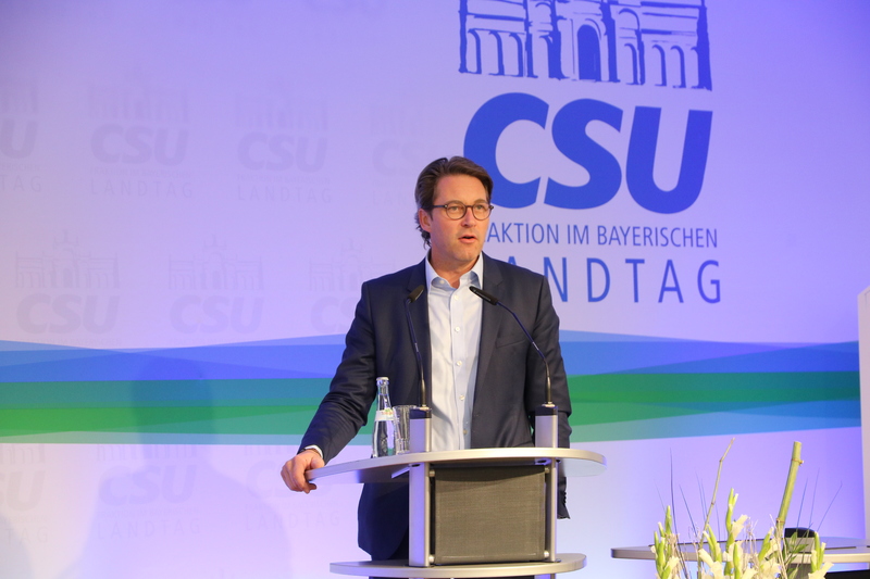 Andreas Scheuer, Bundesminister für Verkehr und digitale Infrastruktur betont: "Unsere Politik geht nicht über Verbote, sondern über Chancen, Angebote und Innovation." (Foto: CSU-Fraktion)