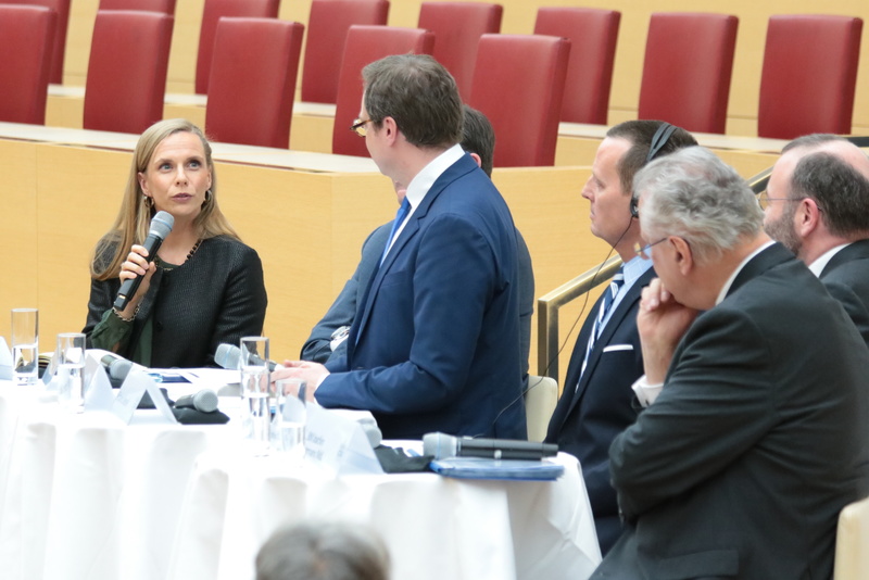 Dr. Anja Opitz, Expertin für Internationale Politik und Sicherheitspolitik von der Akademie für politische Bildung Tutzing. (Foto: CSU-Fraktion) 