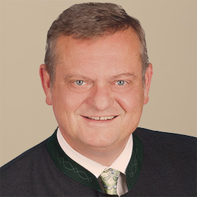 Manfred Lndner, Vorsitzender des Ausschusses fr Kommunale Fragen, Innere Sicherheit und Sport (Foto: Foto-Studio Schwab)