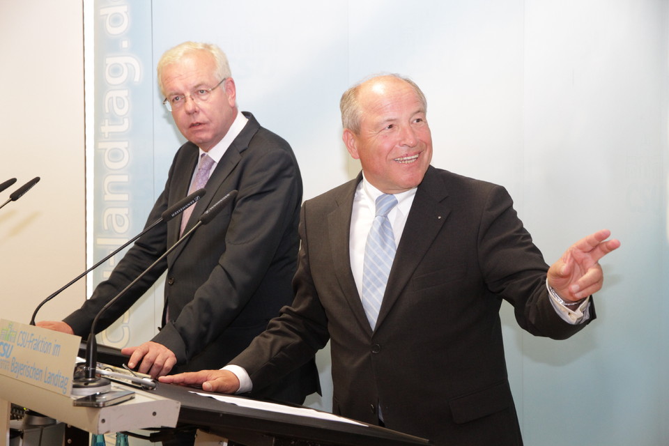 CSU-Fraktionschef Thomas Kreuzer und Alfred Gaffal, Präsident der vbw.
